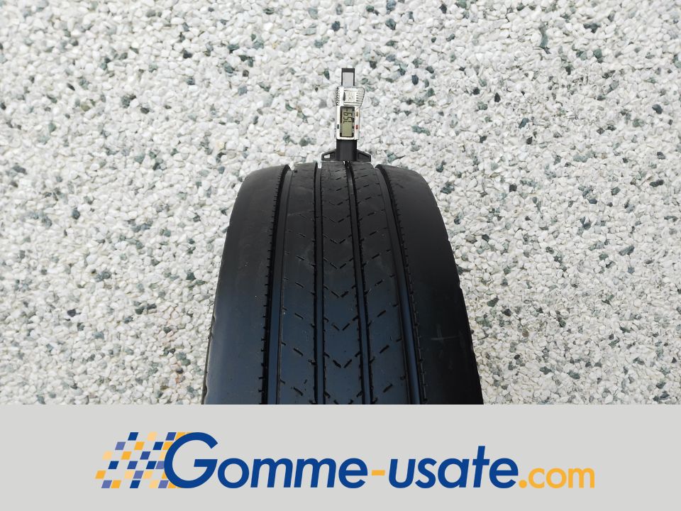 Thumb Bridgestone Gomme Usate Bridgestone 9.5 R17.5 129/127M V-Steel RIB R227 (7.59mm) Ricoperte pneumatici usati Estivo 0 Thumb Bridgestone Gomme Usate Bridgestone 9.5 R17.5 129/127M V-Steel RIB R227 (7.59mm) Ricoperte pneumatici usati Estivo 0